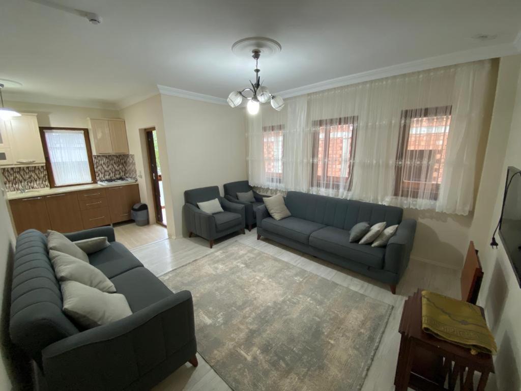 ウズンギョル Talipoglu Apartアパートホテル エクステリア 写真