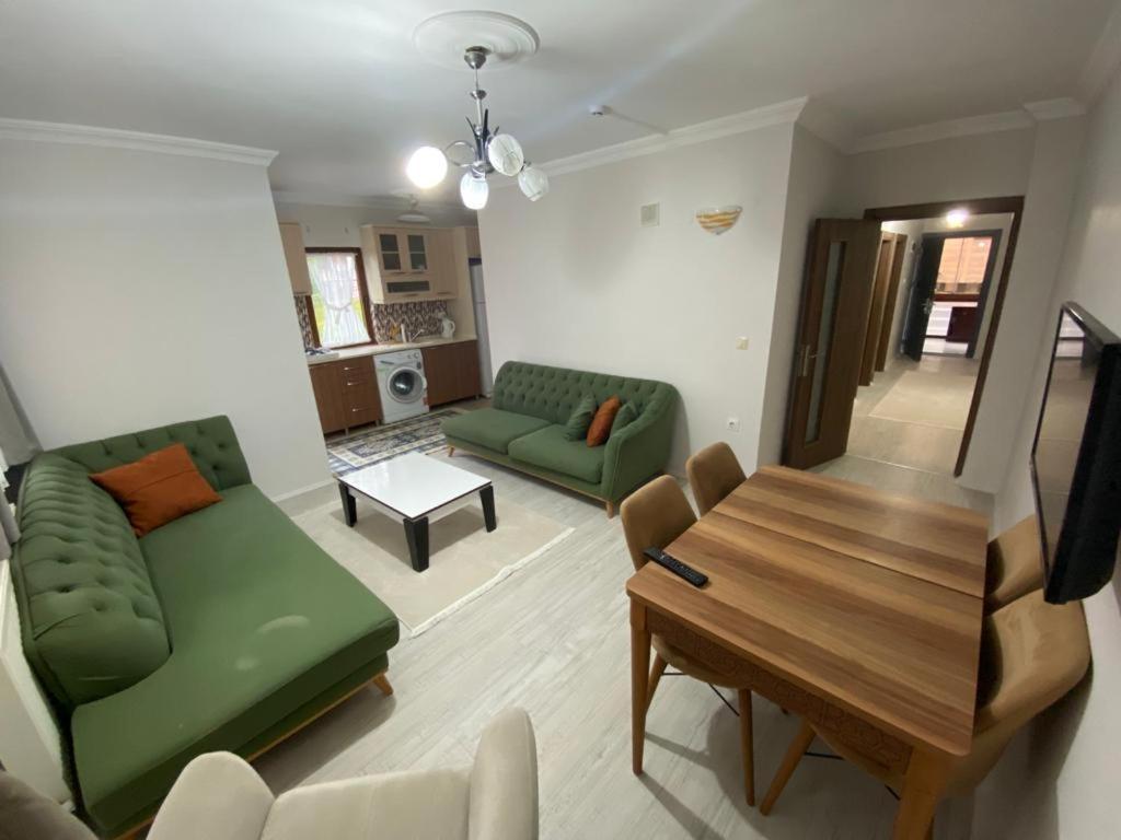 ウズンギョル Talipoglu Apartアパートホテル エクステリア 写真