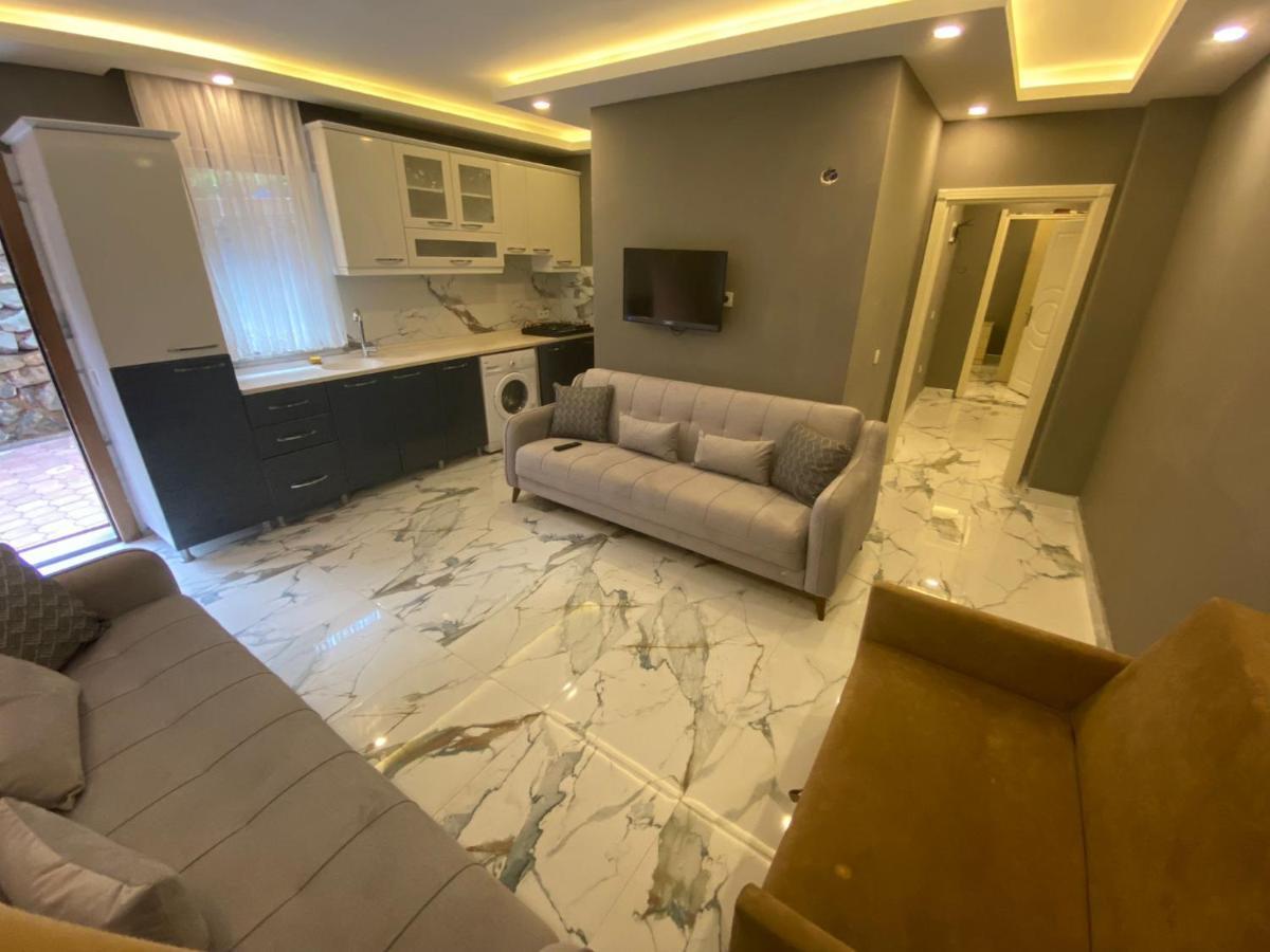 ウズンギョル Talipoglu Apartアパートホテル エクステリア 写真